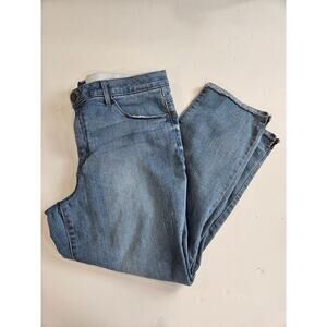 Democracy Light Denim Crop Rough Hem Size 16